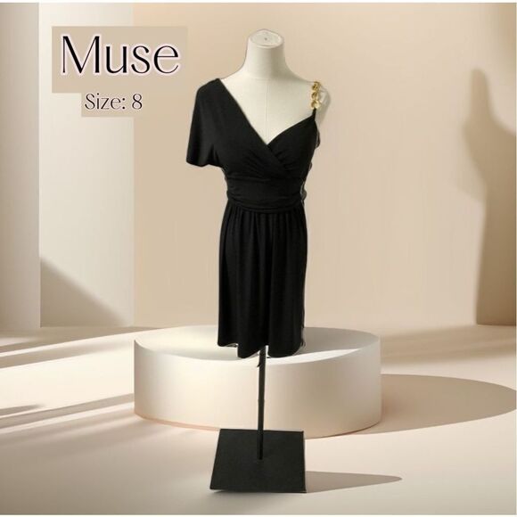 Muse Stunning NWOT Black Dress - Picture 1 of 12